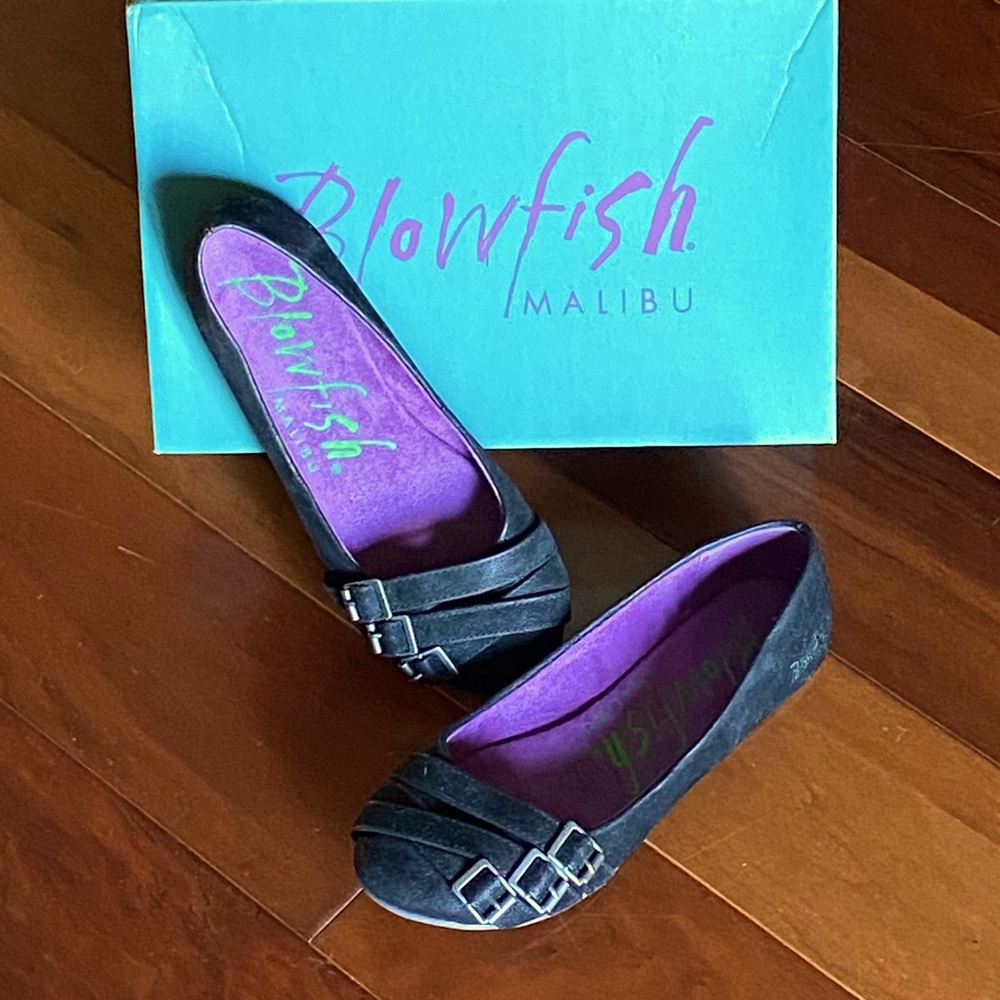 Black flats